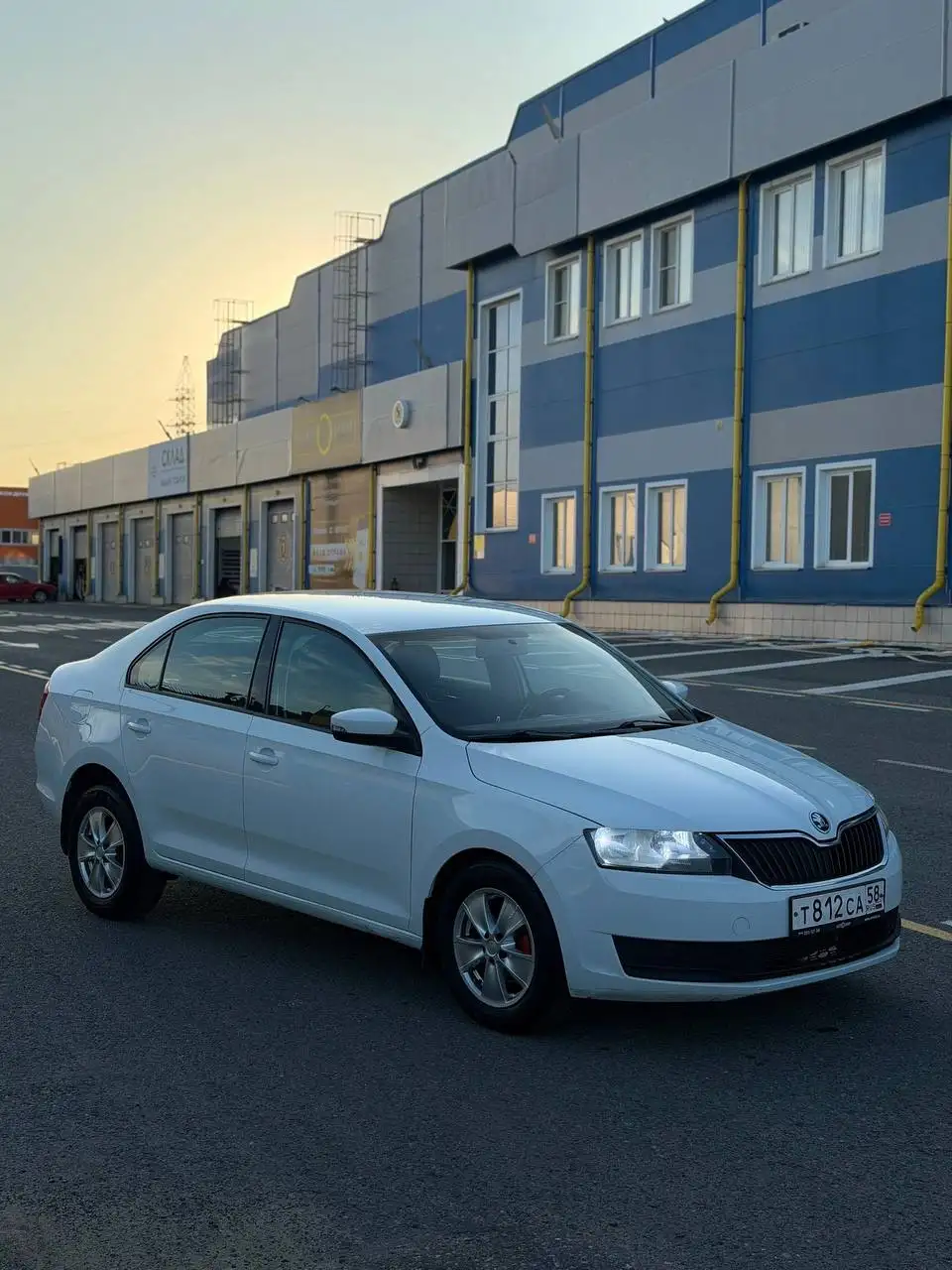 Rapid рест, 2018 год, отличное состояние - Легковые автомобили (Авто) в Саранск