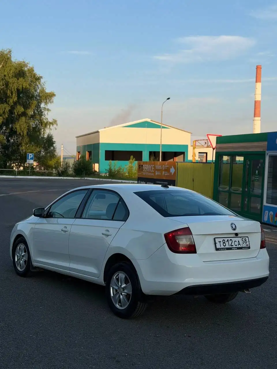 Rapid рест, 2018 год, отличное состояние - Легковые автомобили (Авто) в Саранск