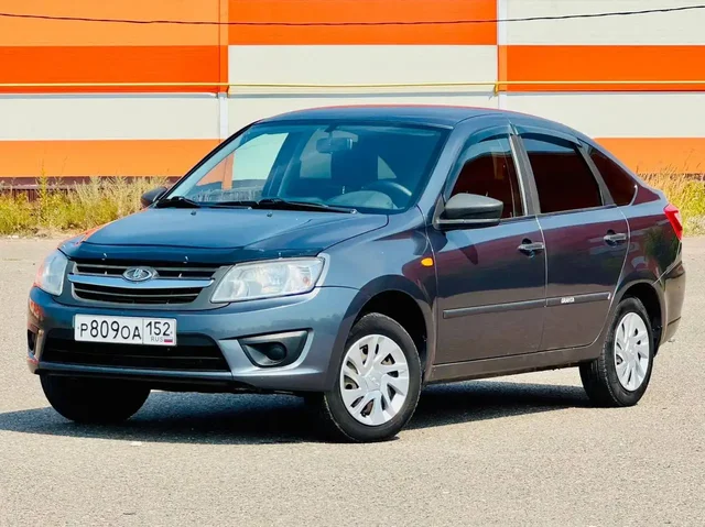 Автомобиль 2017, 150 т.км, идеальное состояние - Сигнализации в Саранск
