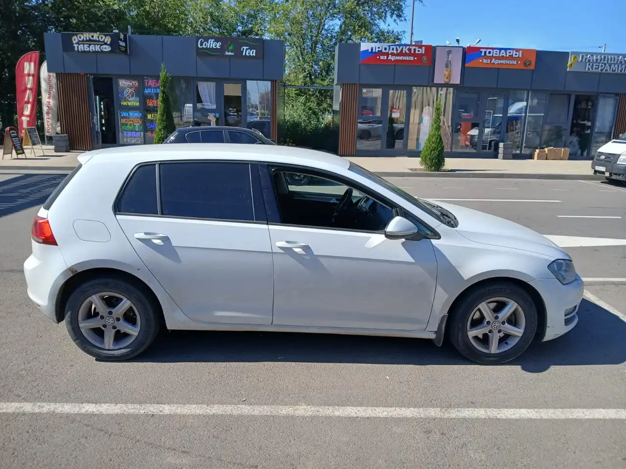 Volkswagen Golf 2013 года на торгах по банкротству - Легковые автомобили (Авто) в Неизвестно