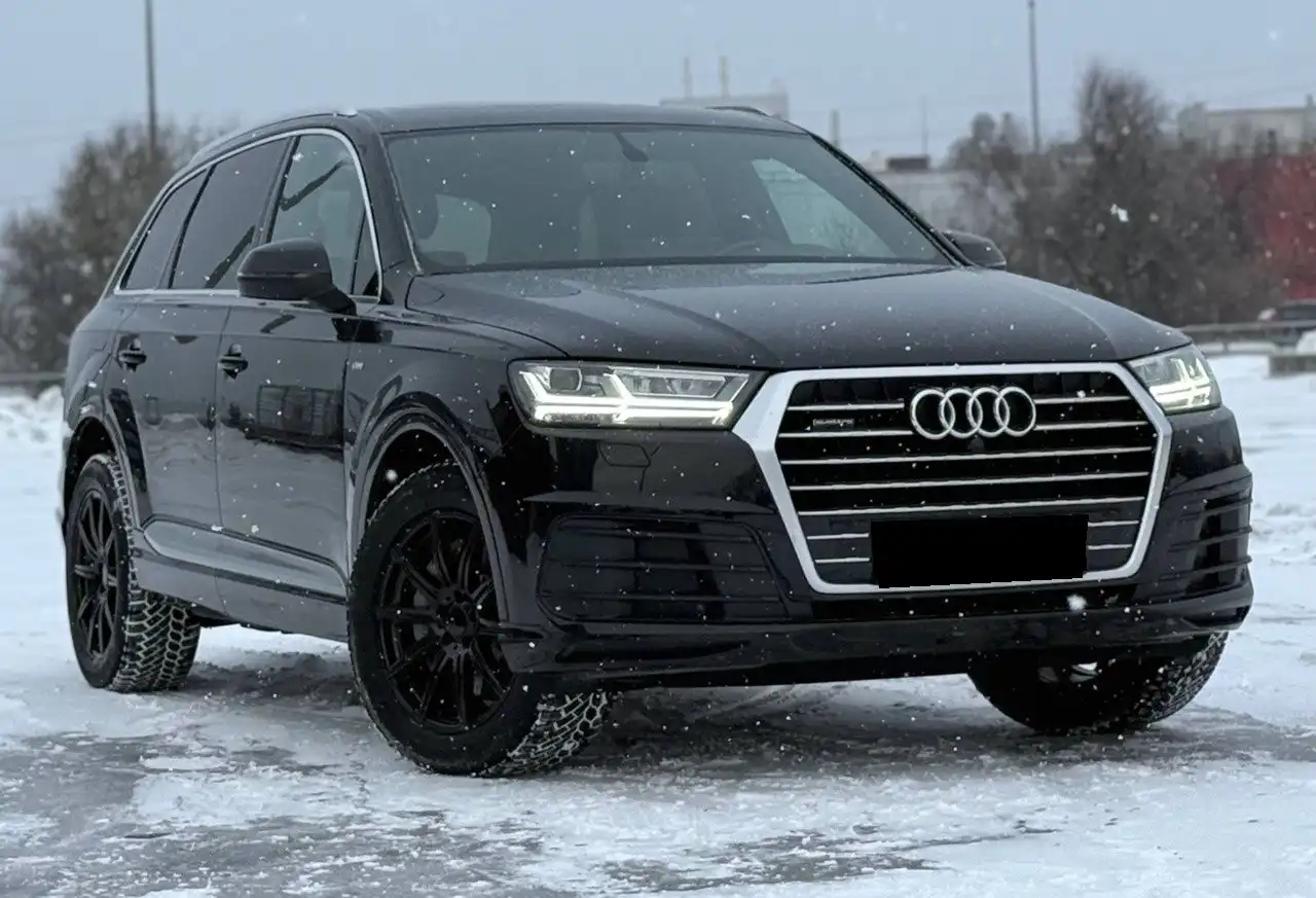 Audi Q7 2018 3.0 бензин автомат полный привод - Легковые автомобили (Авто) в Махачкала