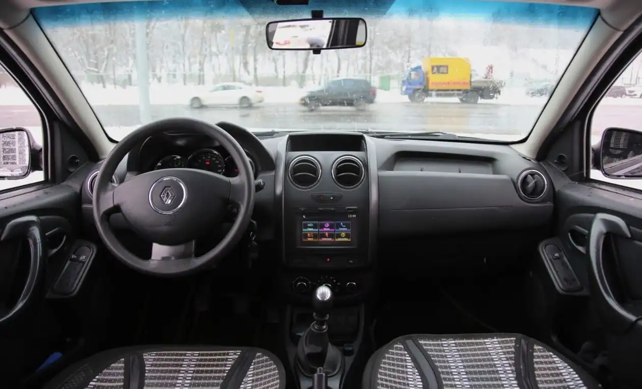 Renault Duster 2016 дизель 1.5 л - Легковые автомобили (Авто) в Махачкала