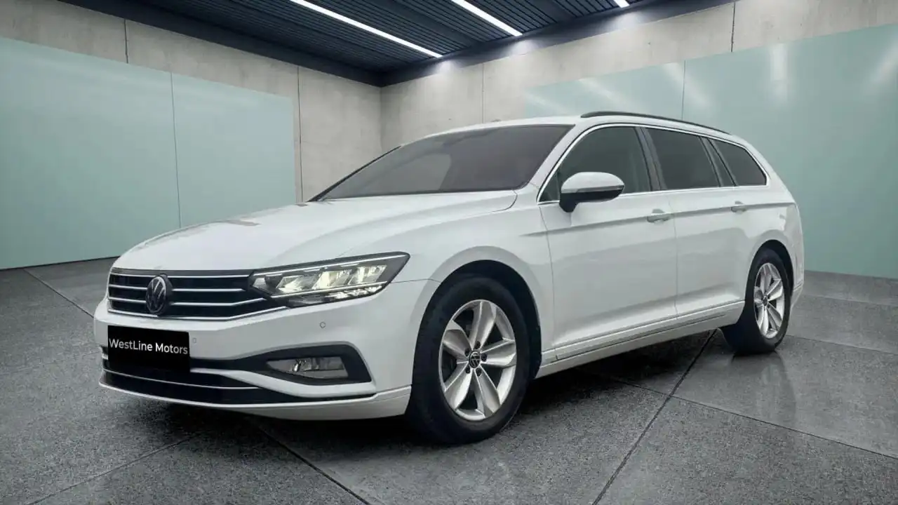 Volkswagen Passat 2023 с пробегом 81 000 км - Легковые автомобили (Авто) в Махачкала