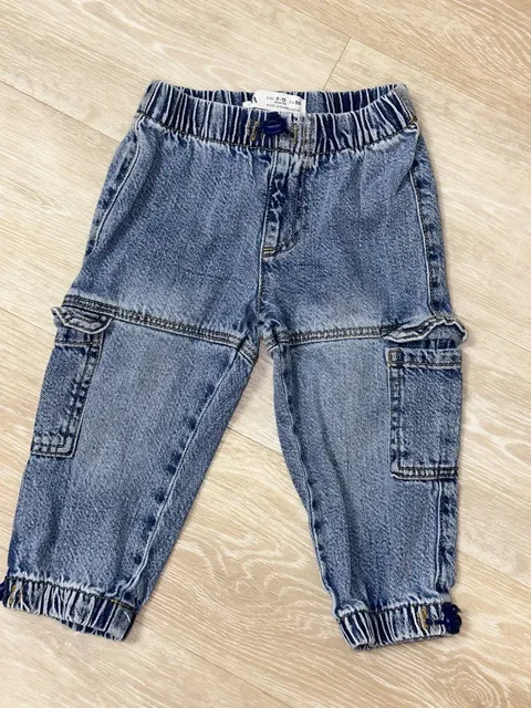 Джинсы ZARA для детей 9-12 месяцев - Обувь детская в Владивосток