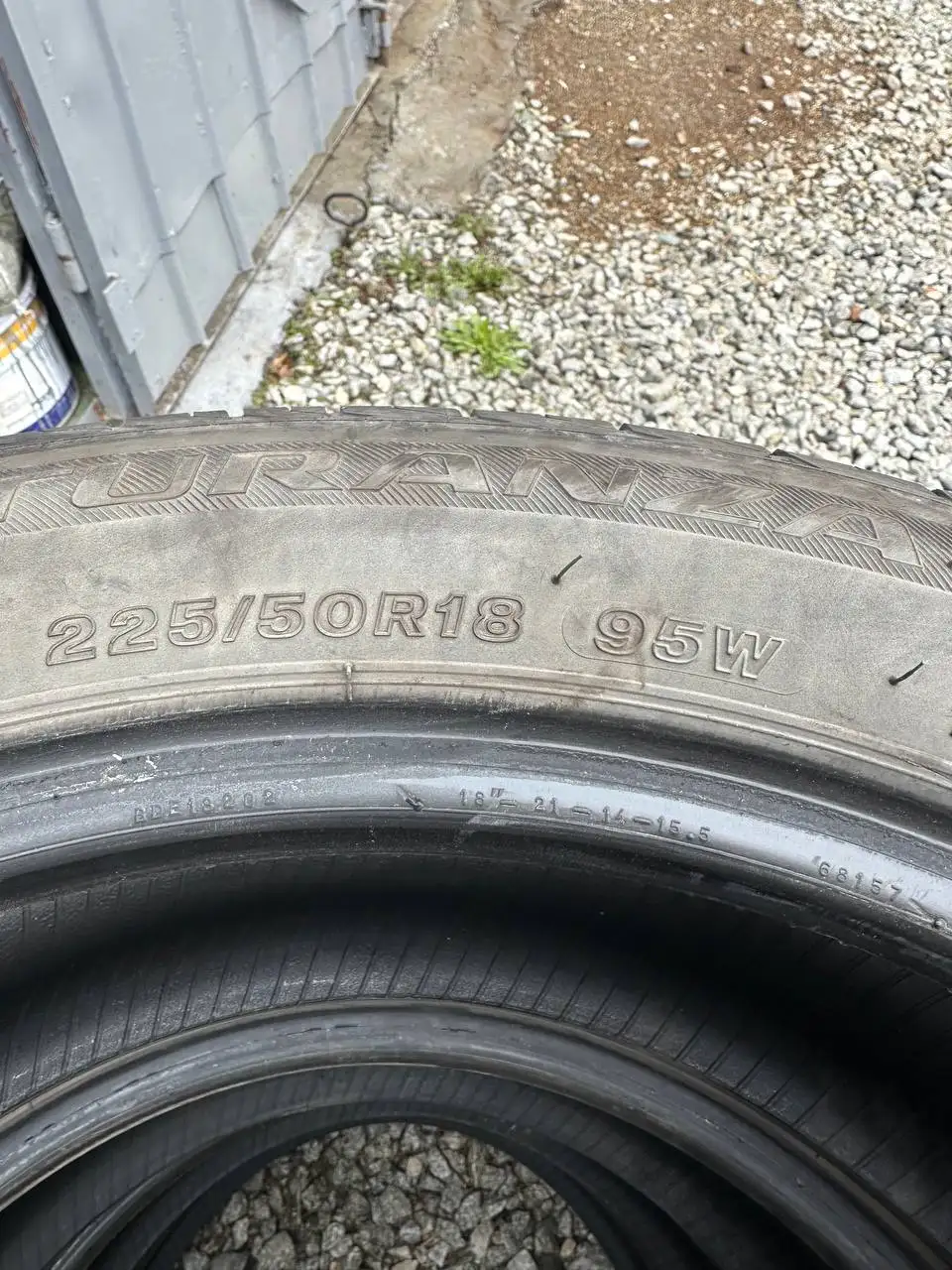 Летние шины R18 225/50 - Шины (Авто) в Владивосток