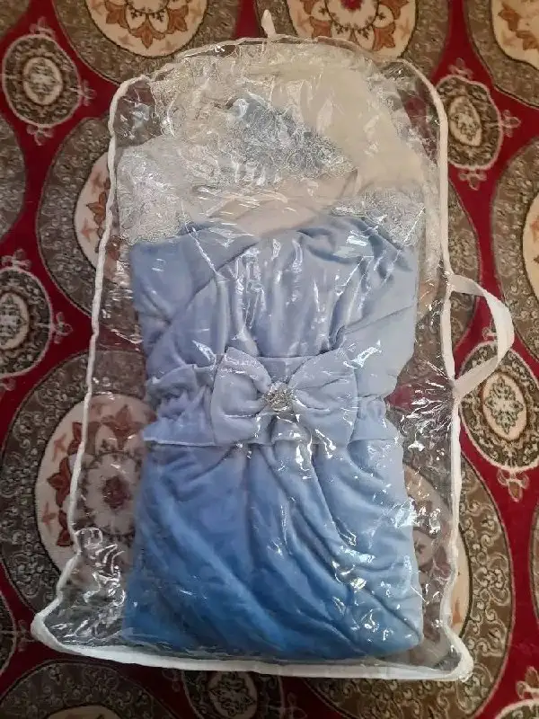 Комплект для новорожденного: конверт на флисе и костюмчик - Одежда для новорожденных (Товары для детей) в Владивосток