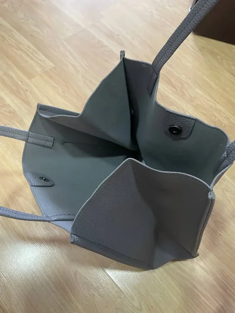 Сумка новая, вместительная - Аксессуары для телефонов в Владивосток