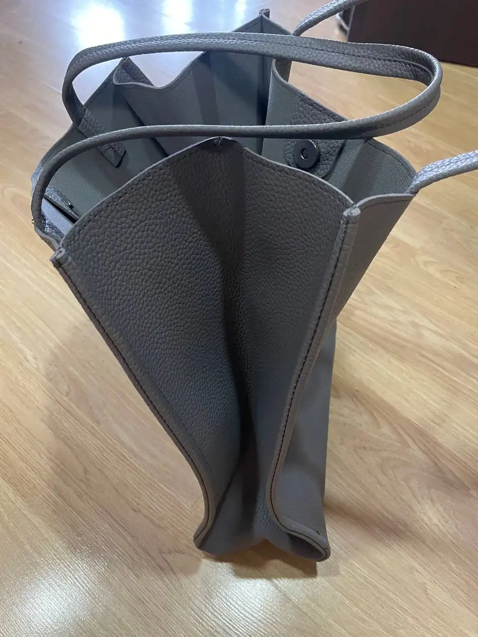 Сумка новая, вместительная - Барахолка в Владивосток