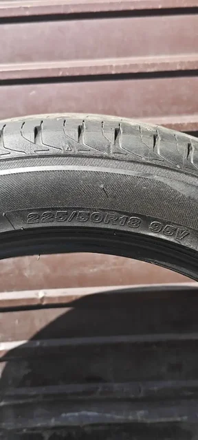 Резина BRIDGESTONE 2022 R18 225/50 - Шины и колёса в Владивосток