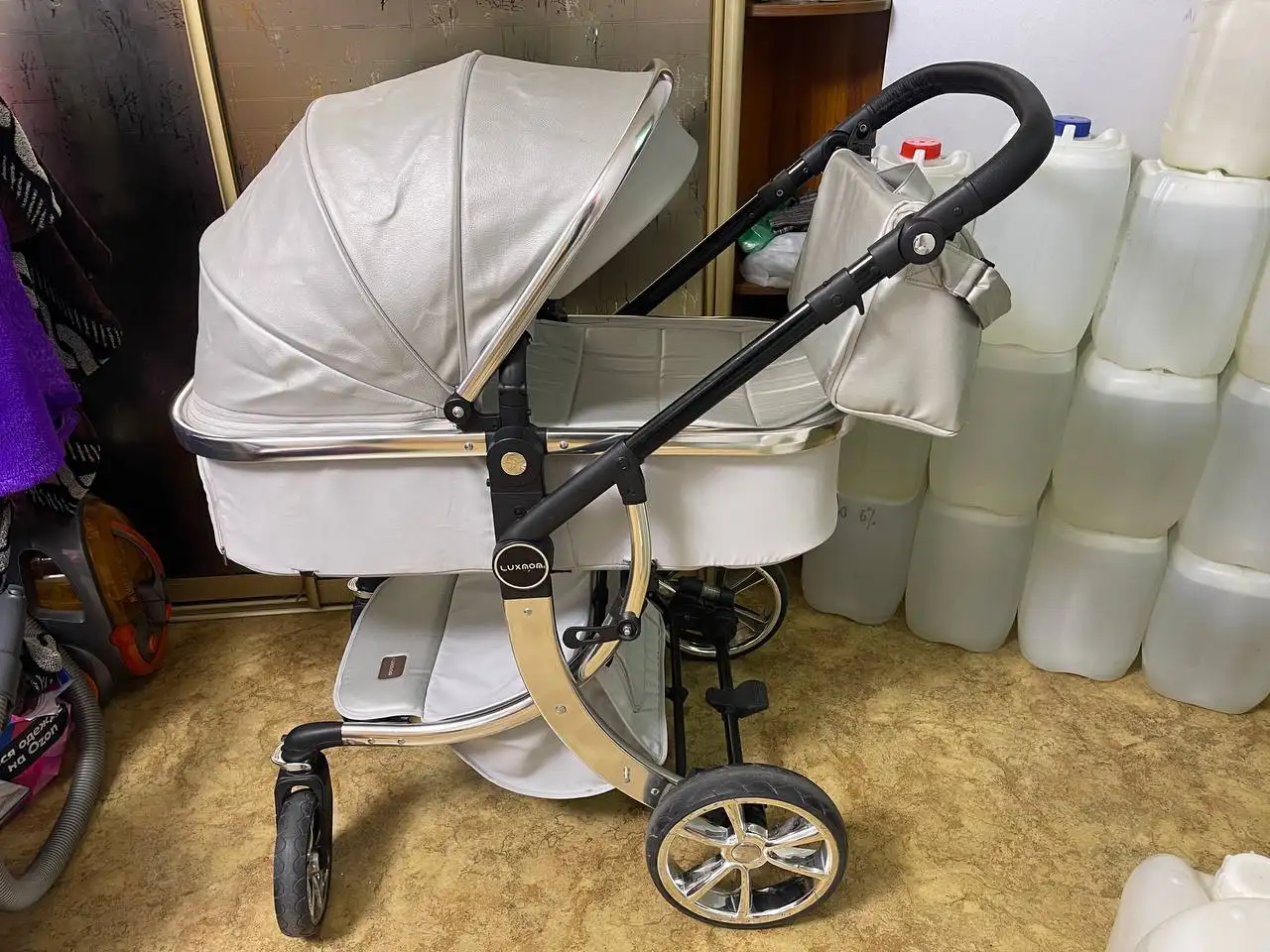 Коляска прогулочная Luxmom 2в1 кожа - Коляски (Товары для детей) в Владивосток