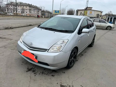 Toyota Prius 2006 - Авто в Хабаровск