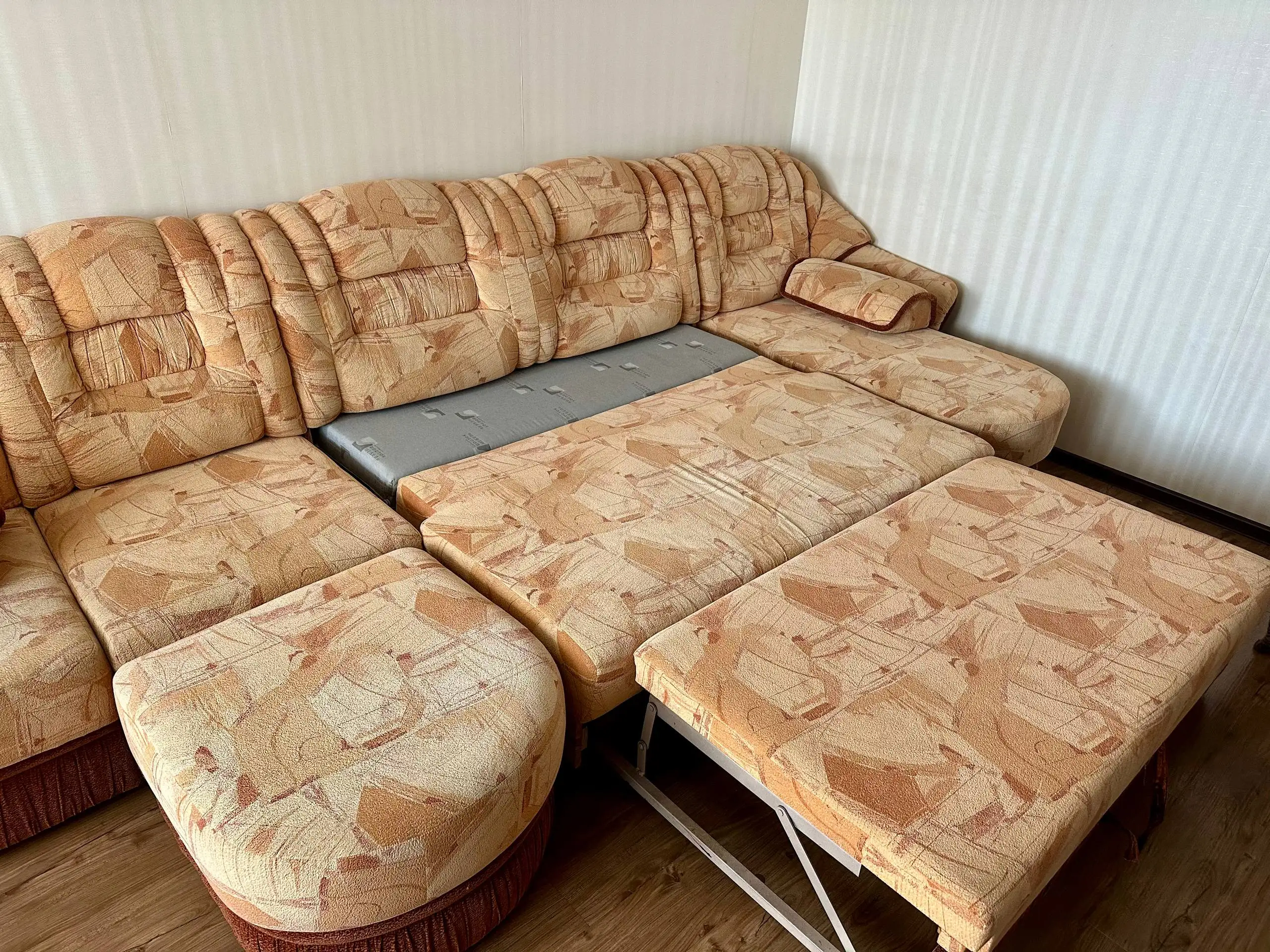Продам диван - Мебель (Для дома и дачи) в Владивосток