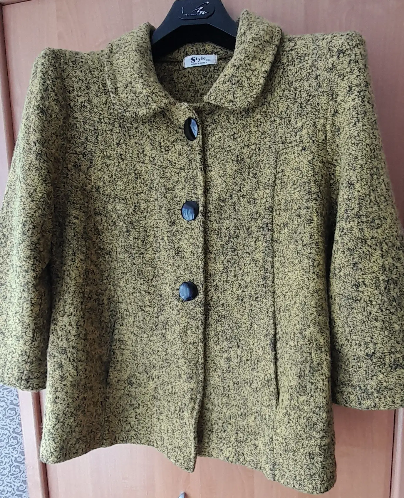 Продажа женских коротких пальто/курток, 3 шт - Верхняя одежда (Одежда) в Благовещенск