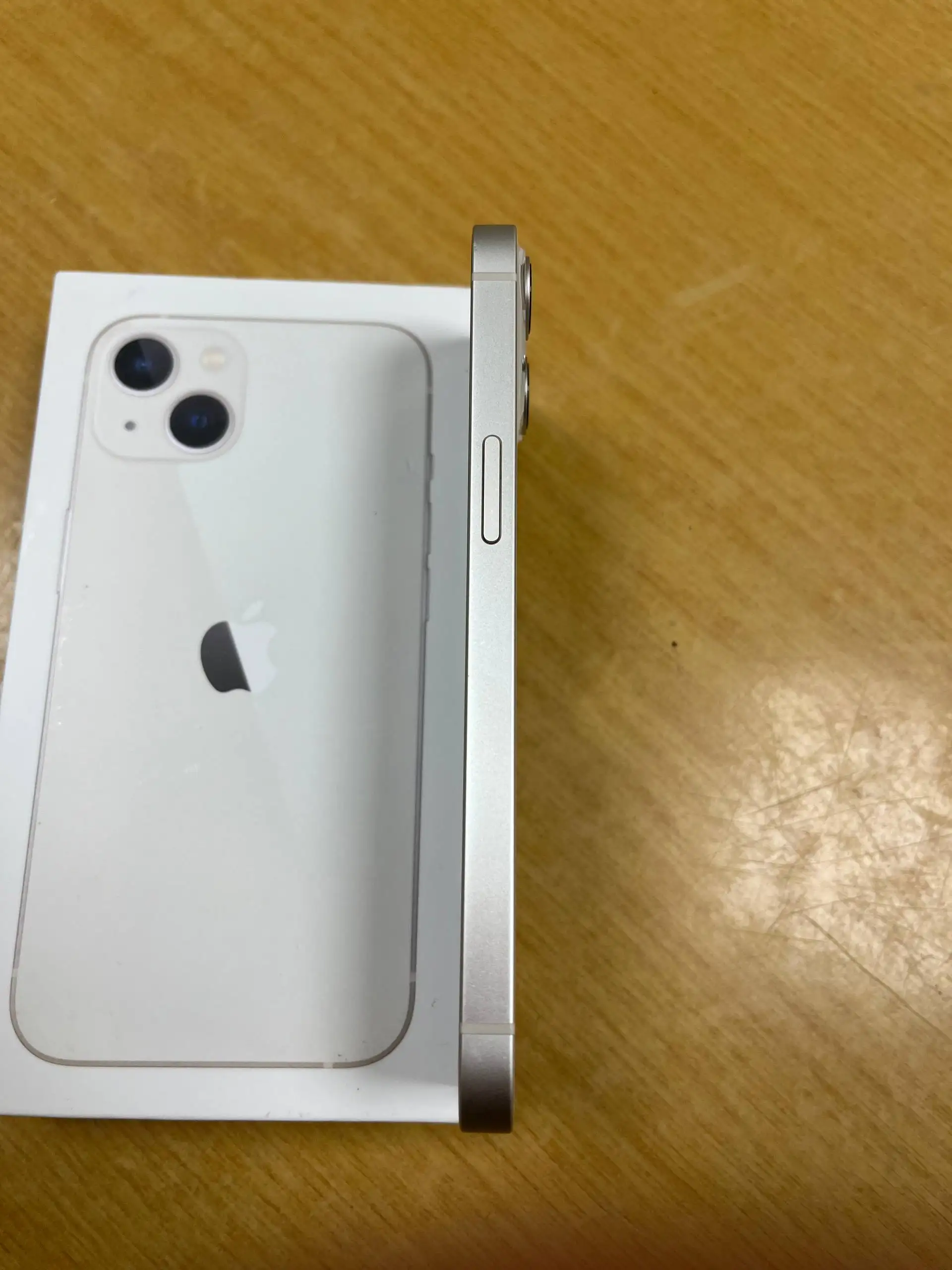 iPhone 13 128gb в отличном состоянии - Смартфоны (Электроника) в Владивосток