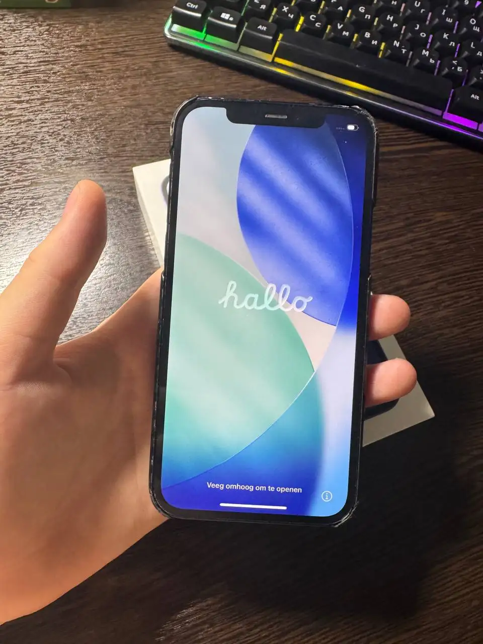Продам iPhone 12 - Смартфоны и гаджеты (Электроника) в Владивосток