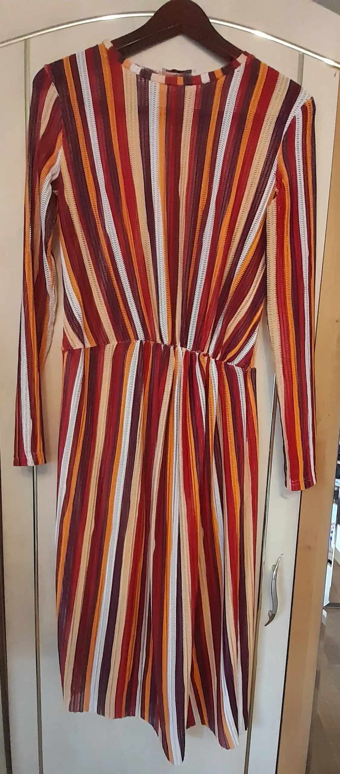 Платья 44-46 размера ZARA и H&M - Платья (Одежда) в Владивосток