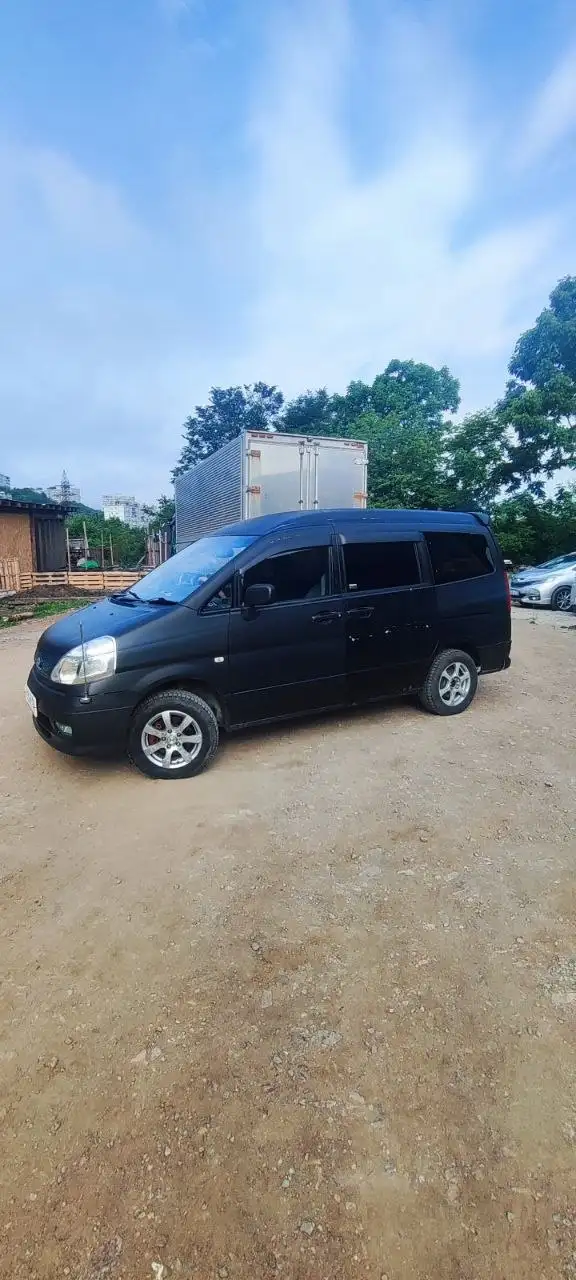 Продам Nissan Serena 2001 - Автомобили (Авто) в Владивосток
