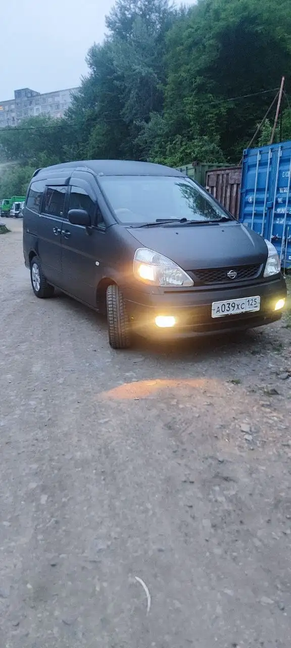 Продам Nissan Serena 2001 - Автомобили (Авто) в Владивосток