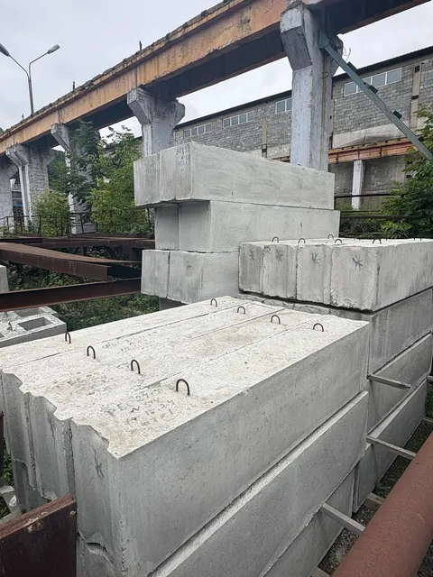 Продам ЖБИ изделия во Владивостоке - Фоторамки в Владивосток
