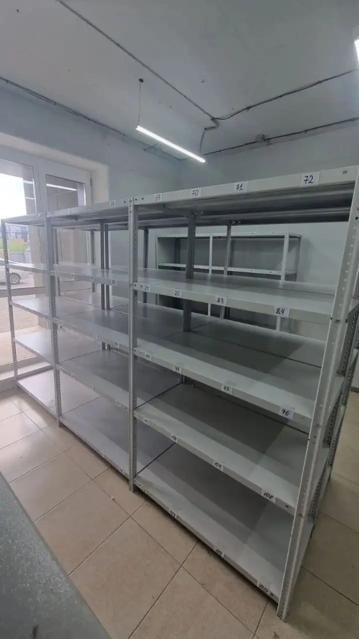 Продажа стеллажей - Мебель (Барахолка) в Владивосток