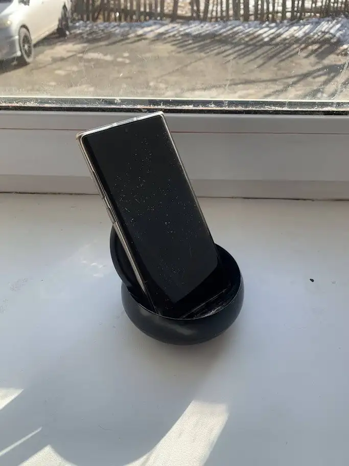 Подключайте смартфон Galaxy к монитору с помощью Samsung DeX Station - Аксессуары для смартфонов (Электроника) в Артём
