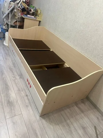 Продам кровать - Садовая мебель в Владивосток