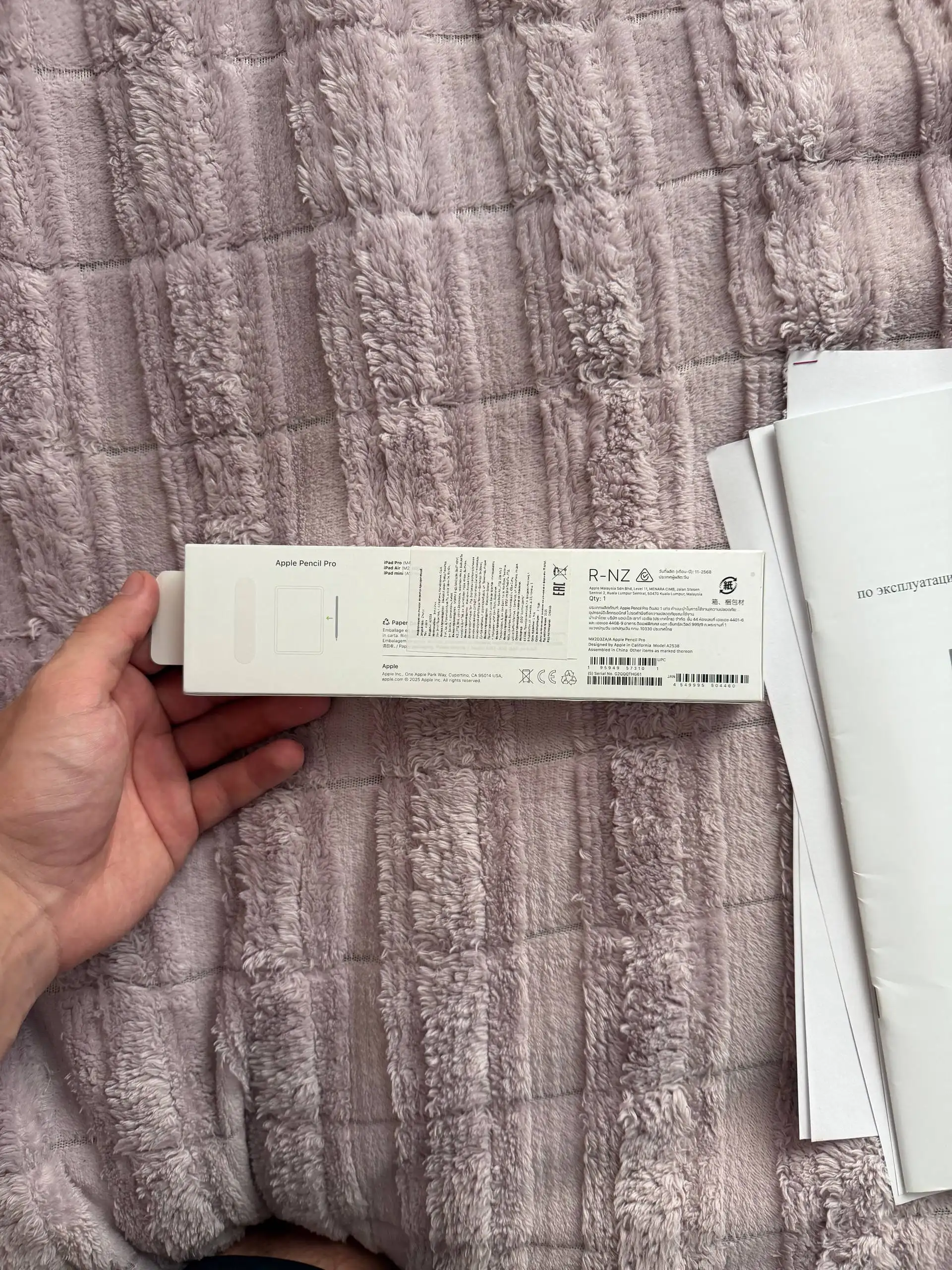 Продам Apple Pencil Pro - Аксессуары для планшетов (Электроника) в Владивосток