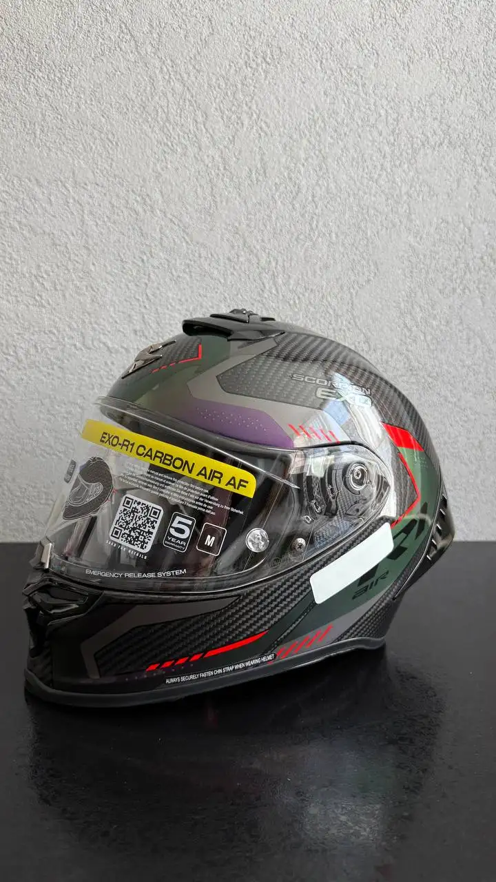 Карбоновый шлем Scorpion EXO-R1 EVO 2 Carbon Air 2025-2026 - Спорт и туризм (Хобби и отдых) в Владивосток
