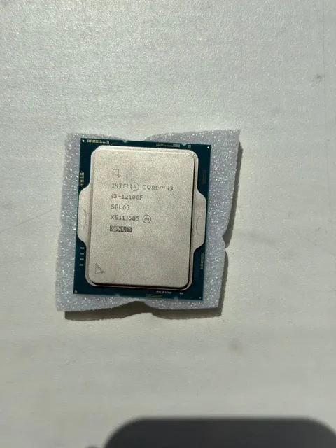 Intel Core i3-12100F - Мониторы в Владивосток