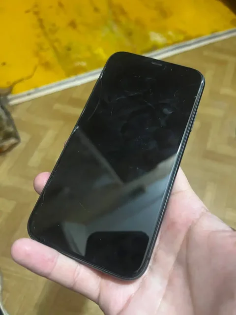 Продам iPhone 11 128GB черный - Мелкая бытовая техника в Владивосток