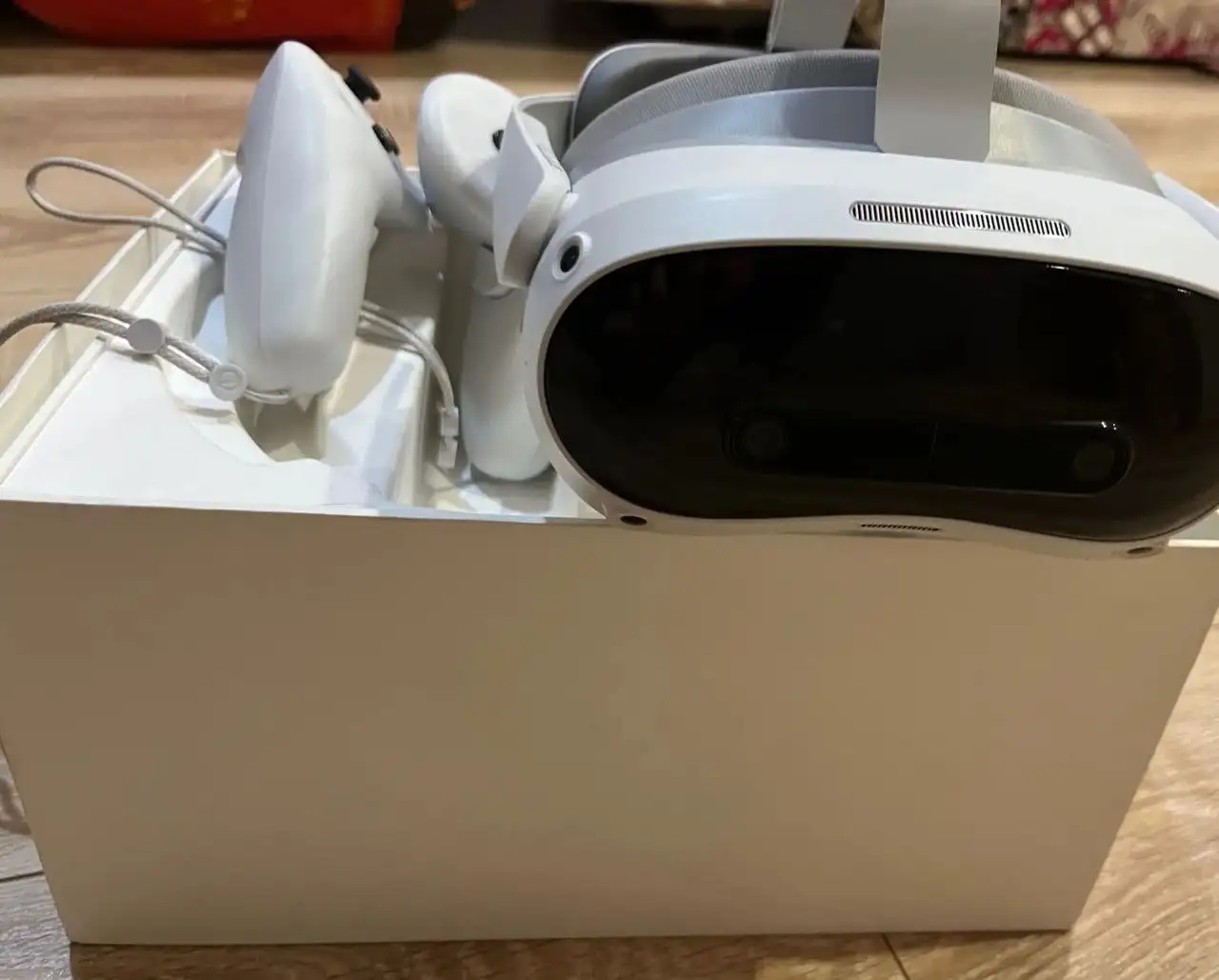 VR шлем PICO 4 Ultra (12/256 ГБ) - Электроника в Владивосток