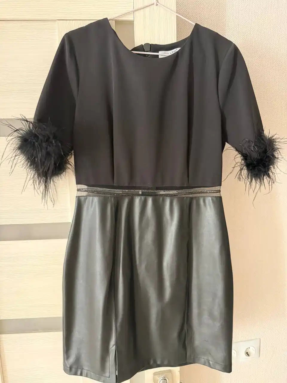 Продам очень красивое платье - Одежда в Владивосток