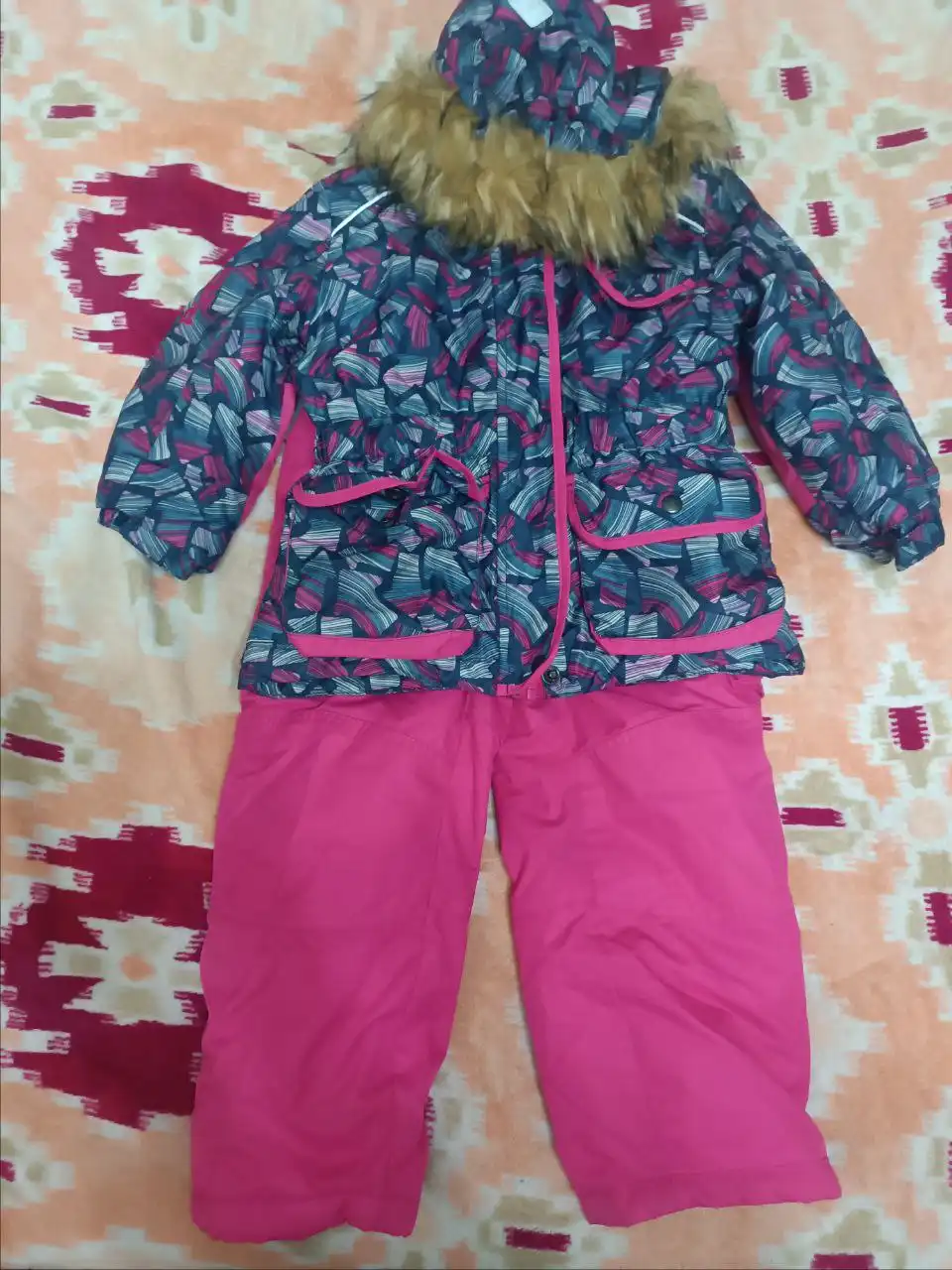 Зимняя детская одежда б/у размер 110/5 лет