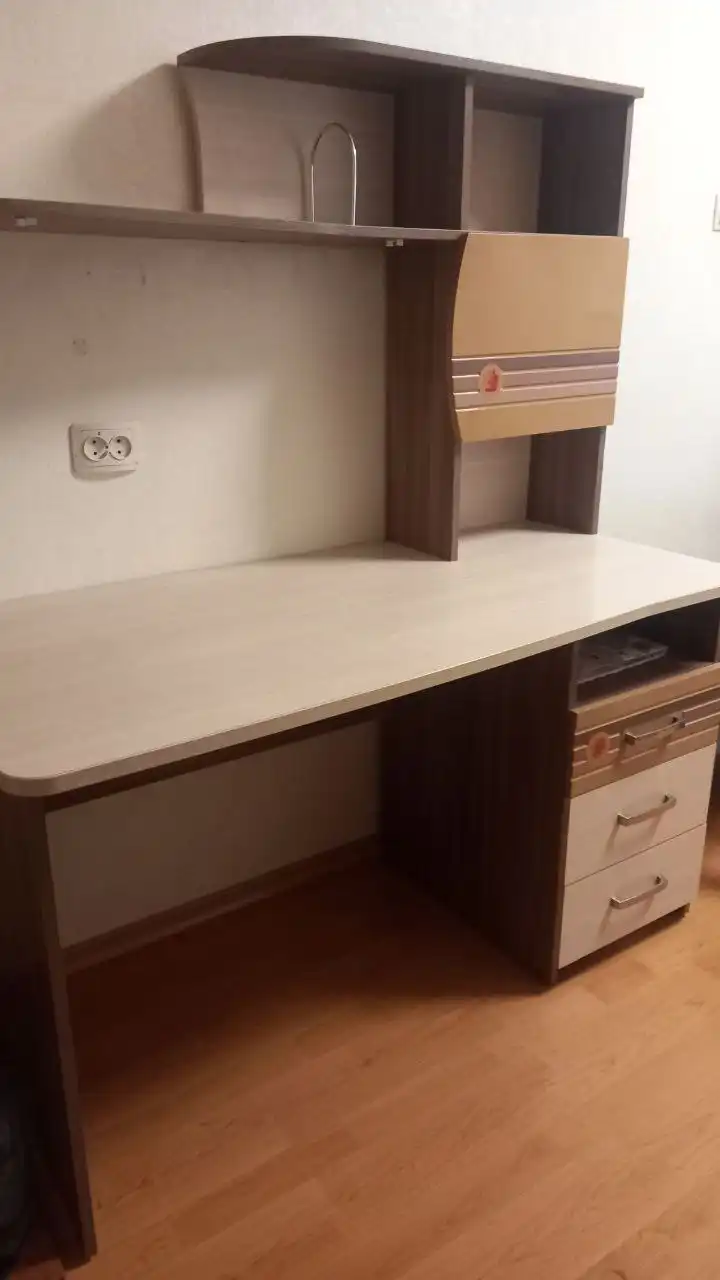 Продажа письменного стола