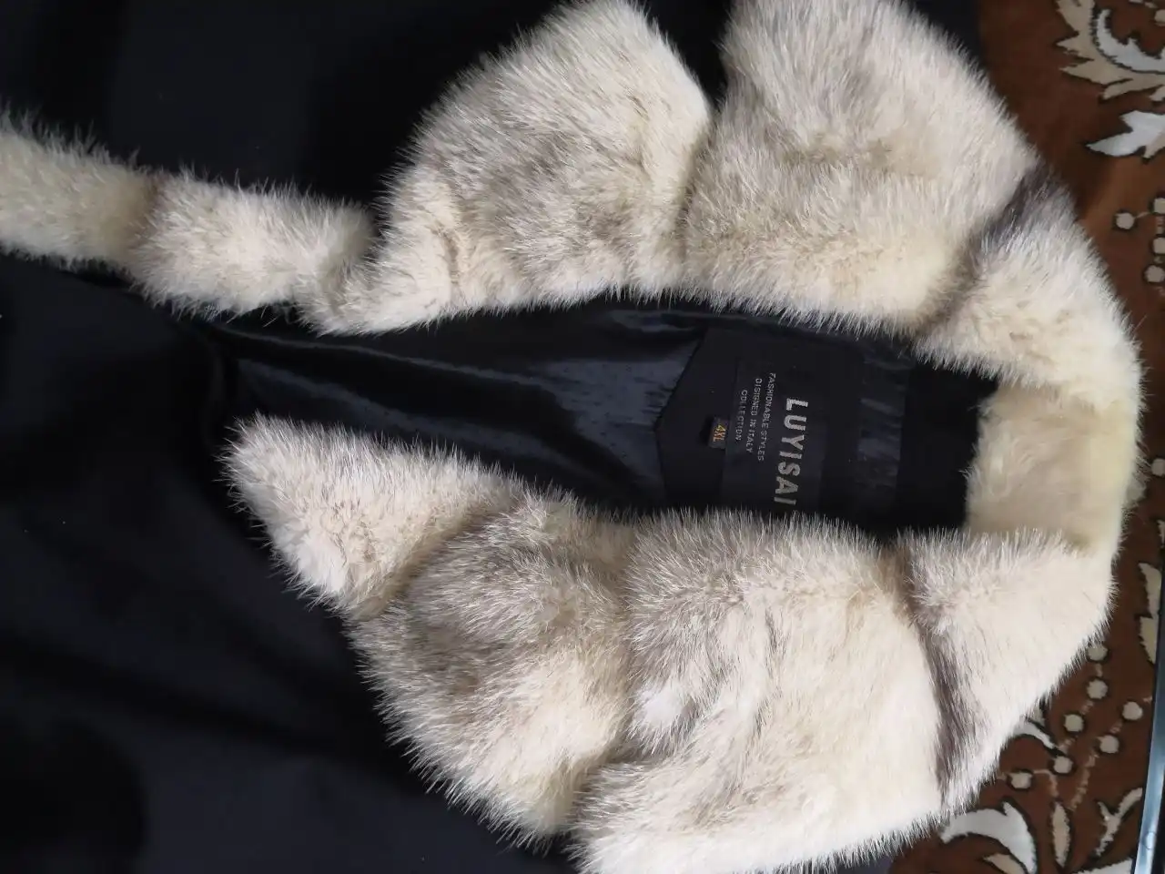 Зимнее женское пальто с норкой