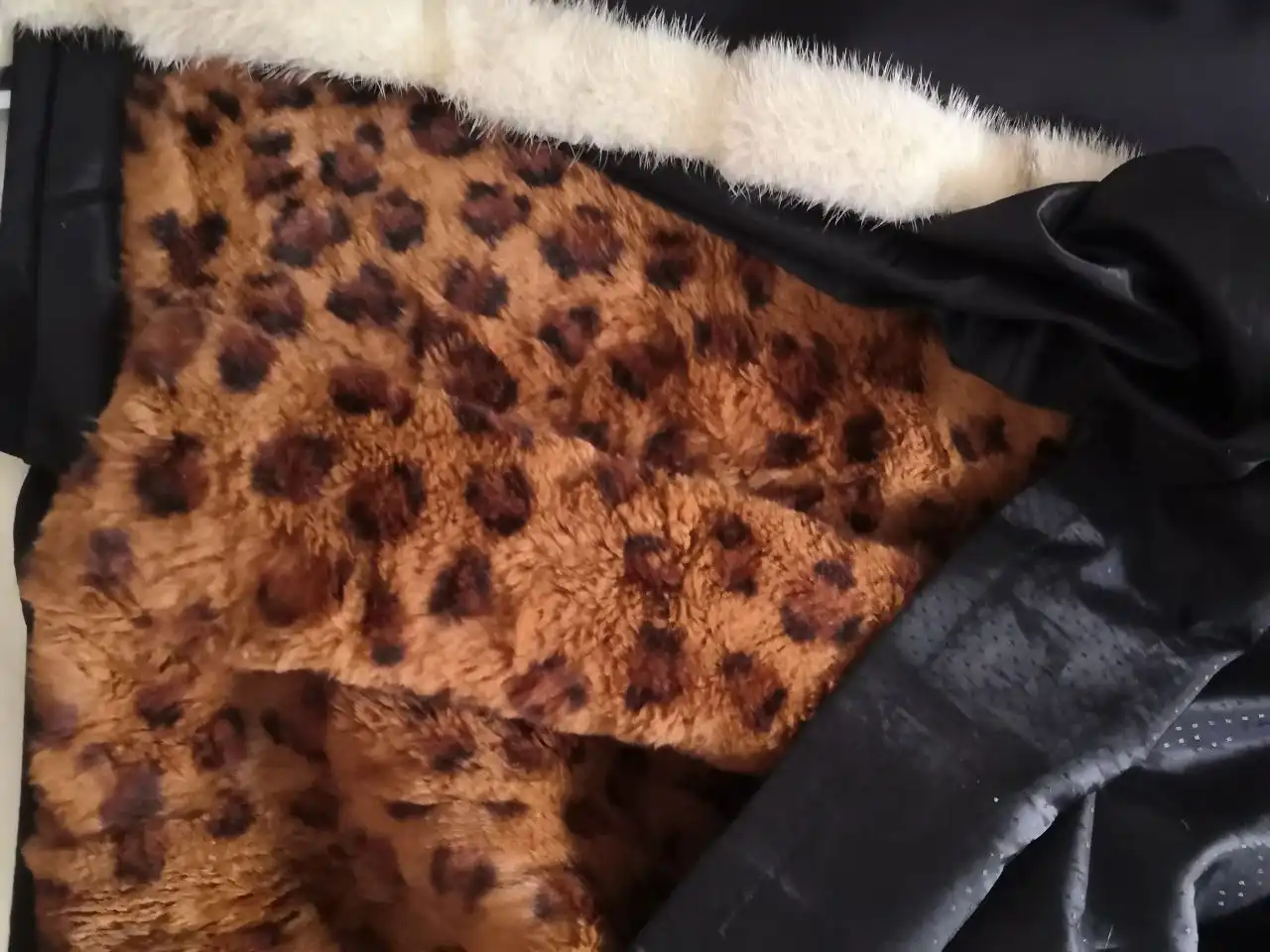 Зимнее женское пальто с норкой