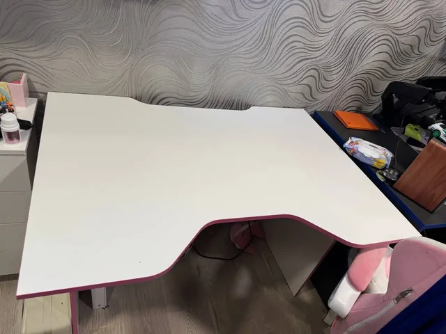 Продам стол в идеальном состоянии - Для дома и дачи в Владивосток