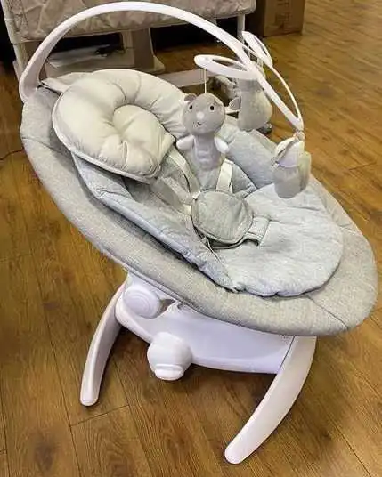 Продажа часов Maserati, наушников AKG K 240 STUDIO и колыбели Corello Hobby