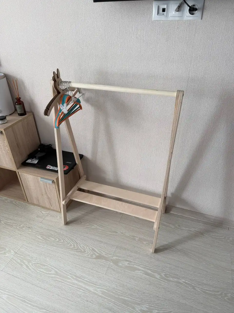 Стойка детская новая