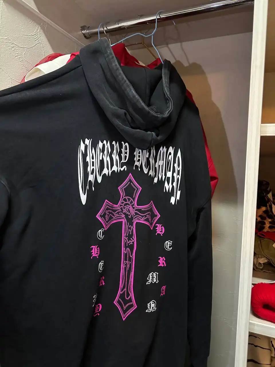 Разгрузка гардероба: женская одежда в отличном состоянии