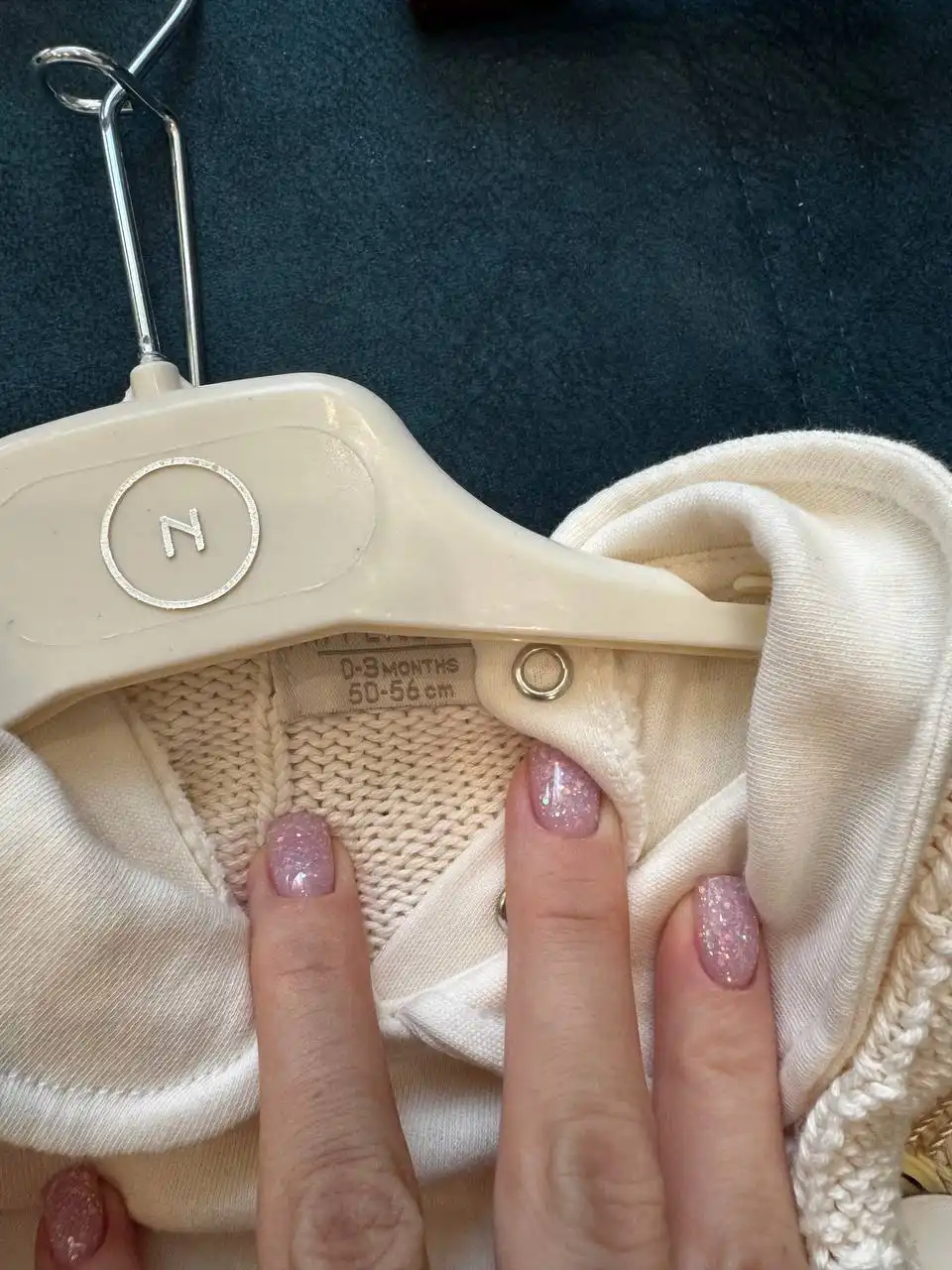 Продажа детской обуви и одежды