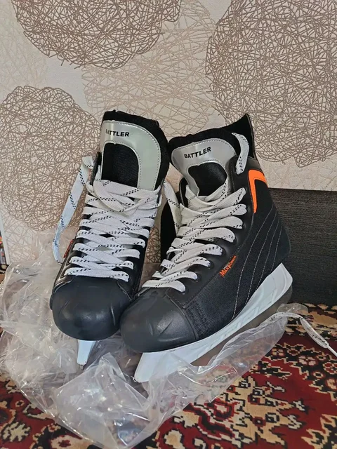 Мужские коньки, размер 45 - Хобби и отдых в Владивосток