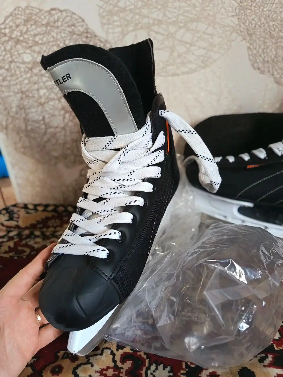 Мужские коньки, размер 45