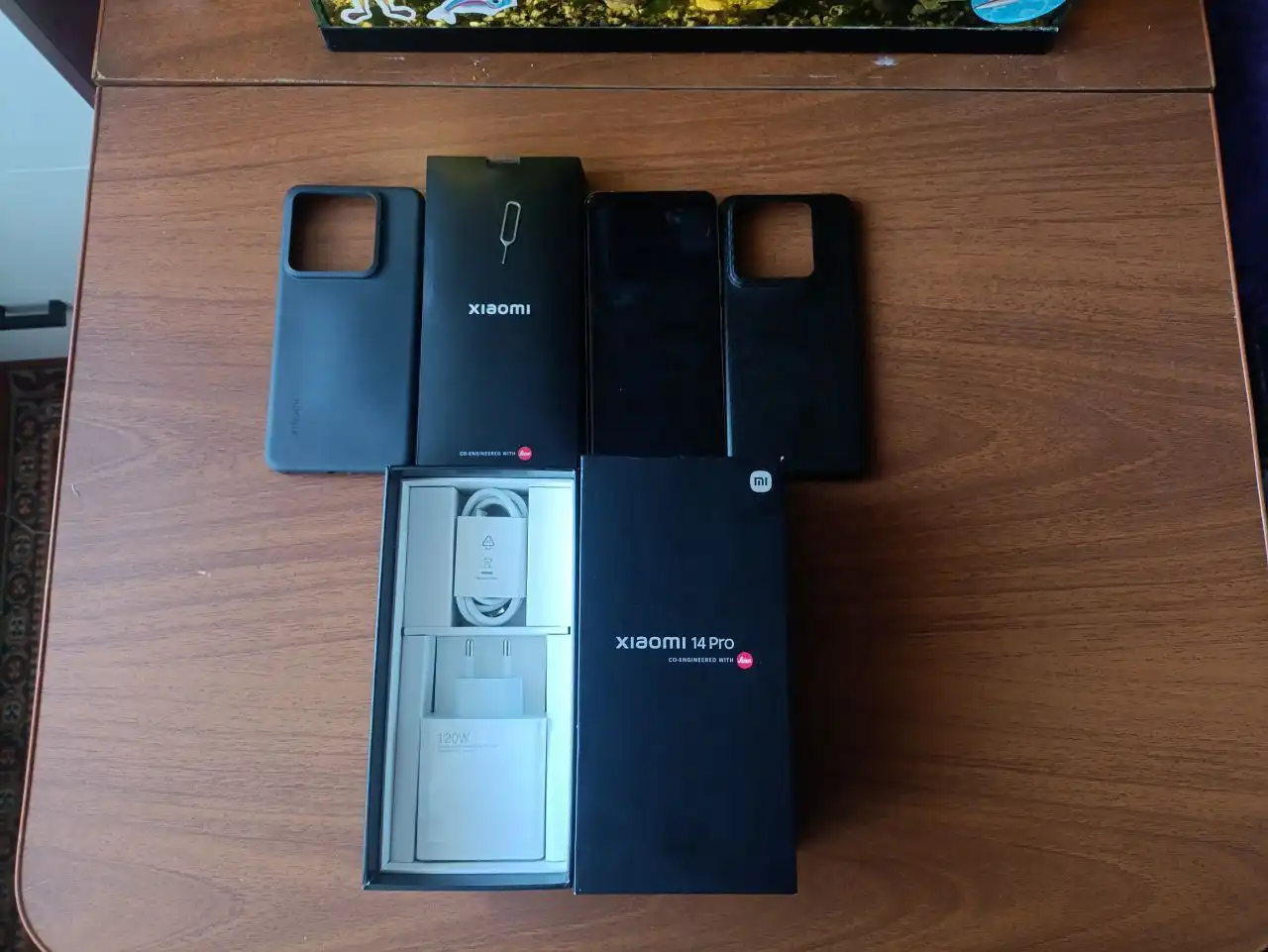 Xiaomi 14 Pro 16/512 CN в хорошем состоянии