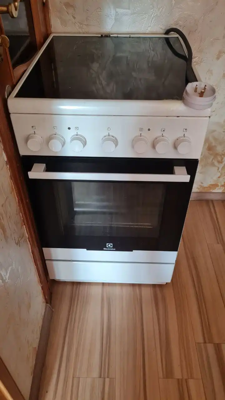 Продам плитку в рабочем состоянии