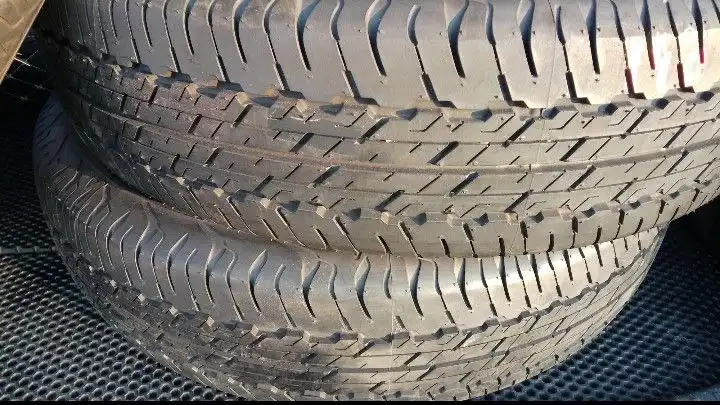 Продам летние шины DUNIOP GRANDTREK AT20 195/80/15 для SUZUKI JIMNY