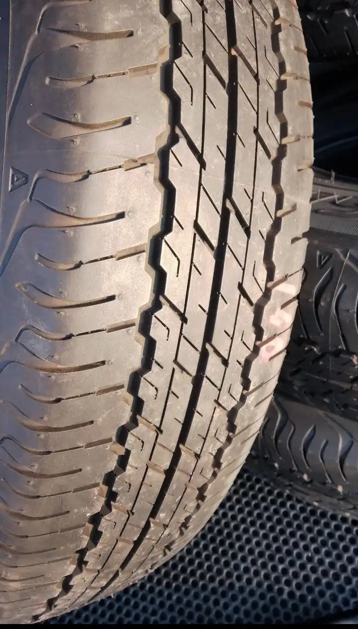 Продам летние шины DUNIOP GRANDTREK AT20 195/80/15 для SUZUKI JIMNY