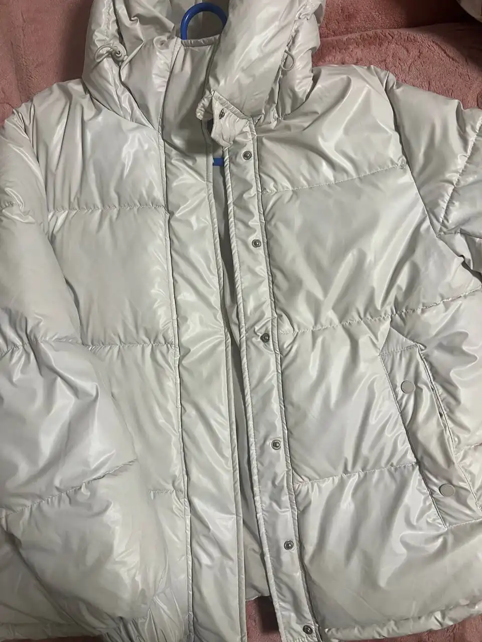 Женская куртка как новая - Верхняя одежда (Одежда) в Владивосток