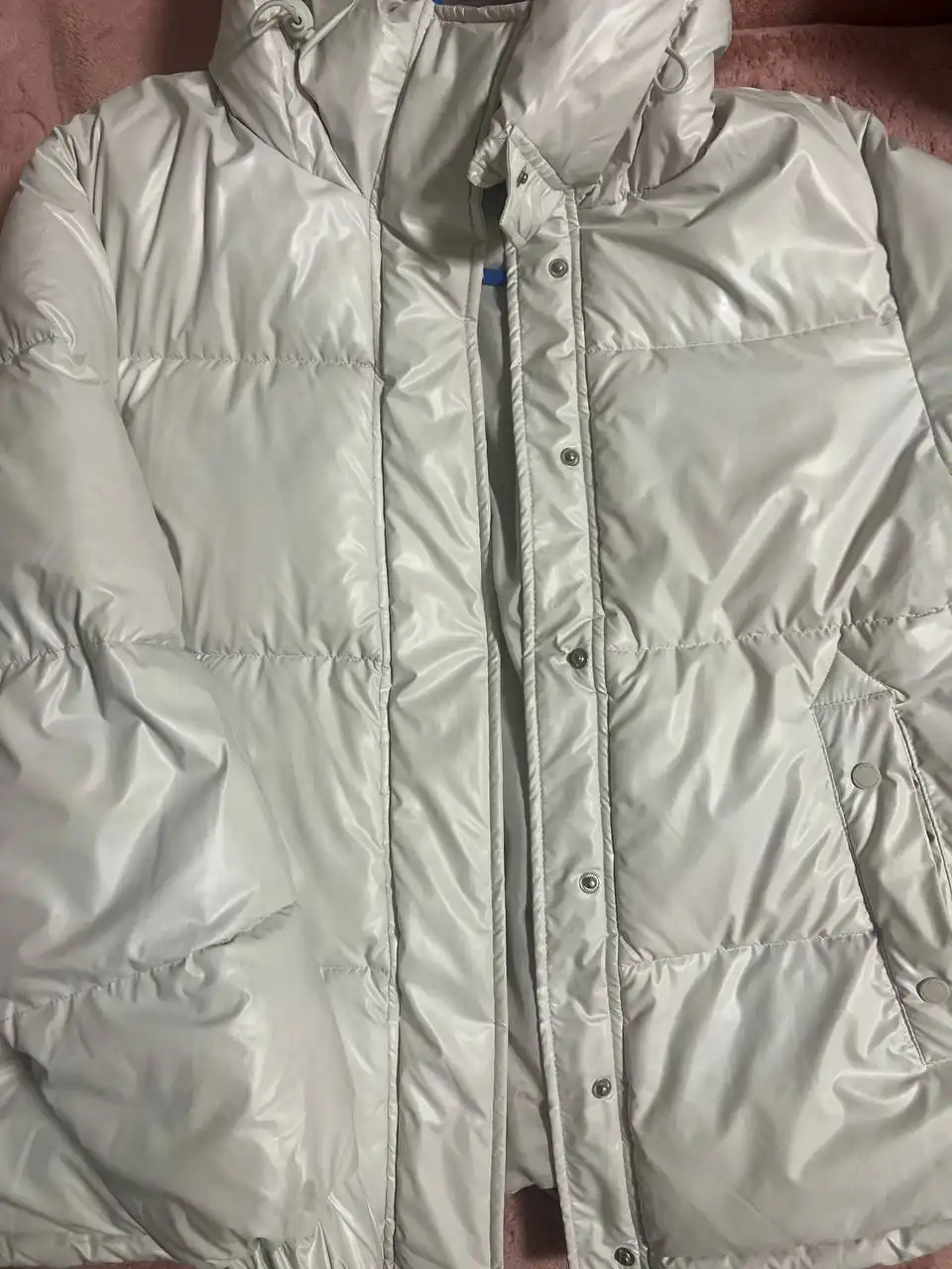 Женская куртка как новая - Верхняя одежда (Одежда) в Владивосток
