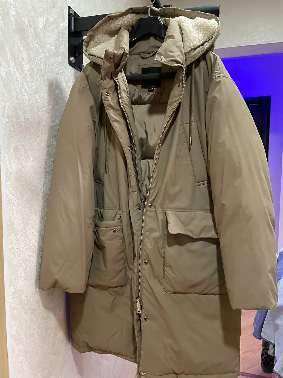 Парка зимняя женская новая размер М - Верхняя одежда (Одежда) в Владивосток